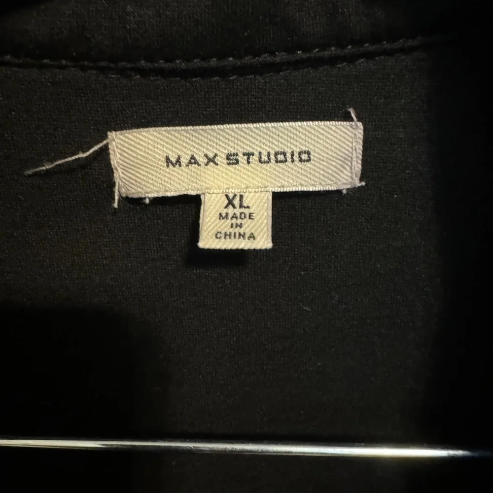 Jacket - Picture 3 of 3